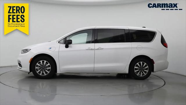 2024 Chrysler Pacifica Hybrid Select