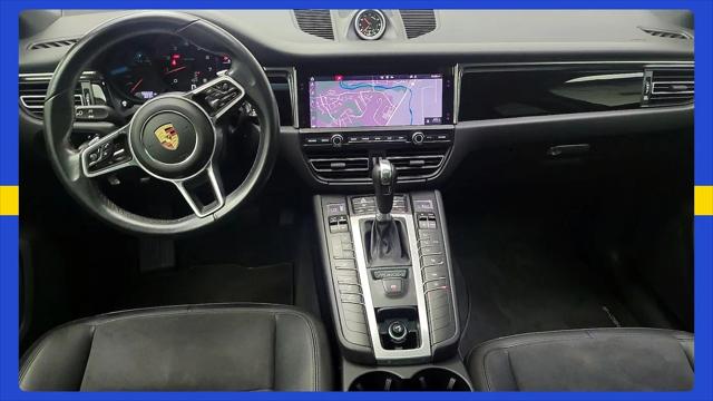 2021 Porsche Macan Macan