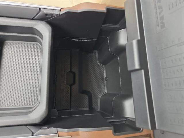 2022 Ram 2500 Laramie Crew Cab 4x4 64 Box