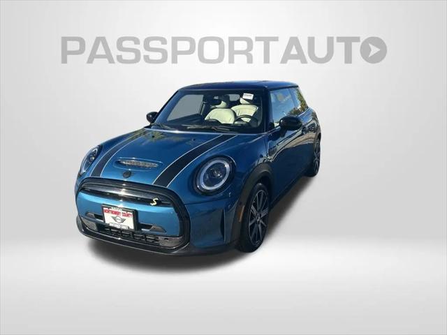 2024 MINI SE Hardtop Cooper for sale in Gaithersburg, MD