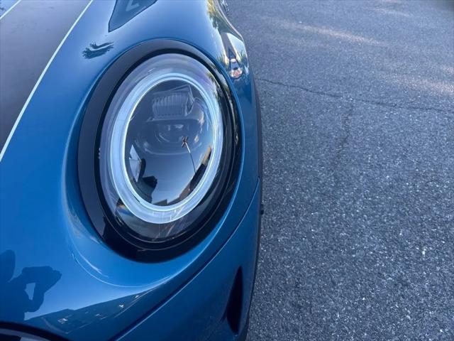 2024 MINI SE Hardtop Cooper