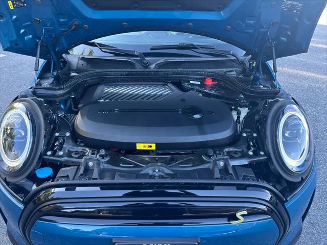 2024 MINI SE Hardtop Cooper