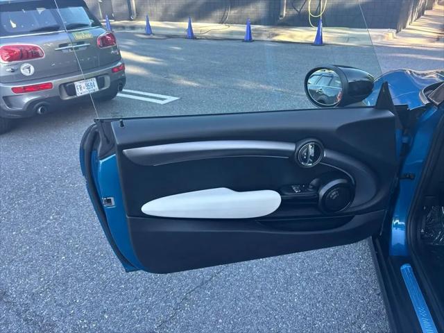 2024 MINI SE Hardtop Cooper