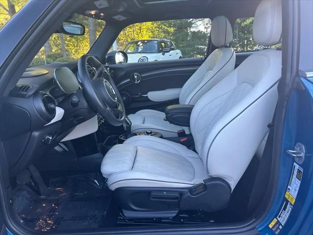 2024 MINI SE Hardtop Cooper