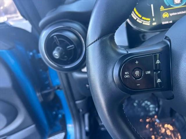 2024 MINI SE Hardtop Cooper