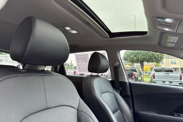 2022 Kia Niro Touring SE