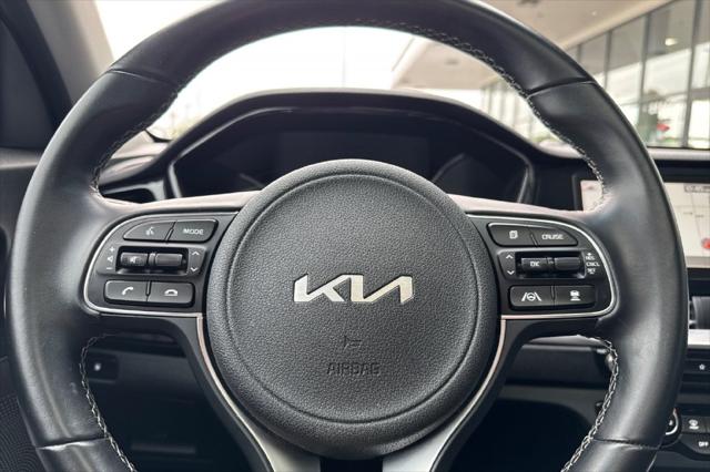 2022 Kia Niro Touring SE