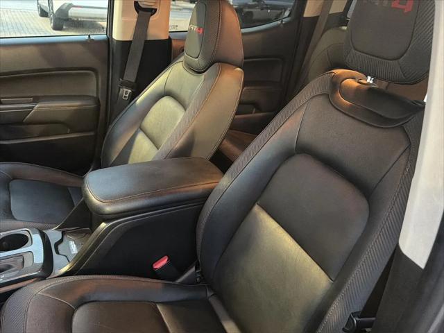 2021 GMC Canyon 4WD Crew Cab Short Box AT4 - Leather