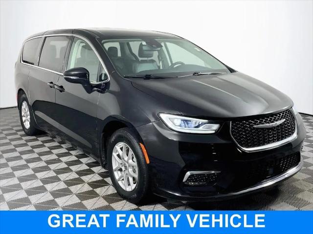 2024 Chrysler Pacifica Touring L for sale in Colonial Heights, VA