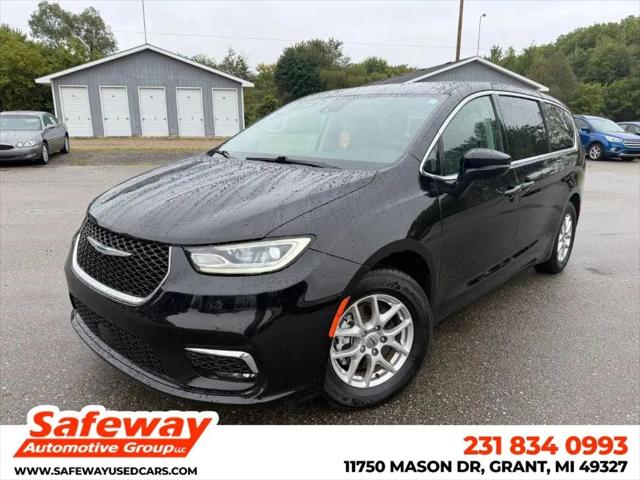 2024 Chrysler Pacifica Touring L for sale in Grant, MI