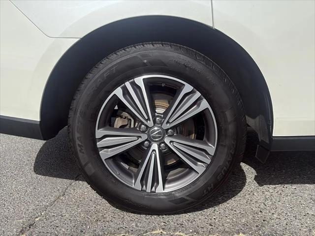 2017 Acura MDX SH-AWD 9-Spd AT