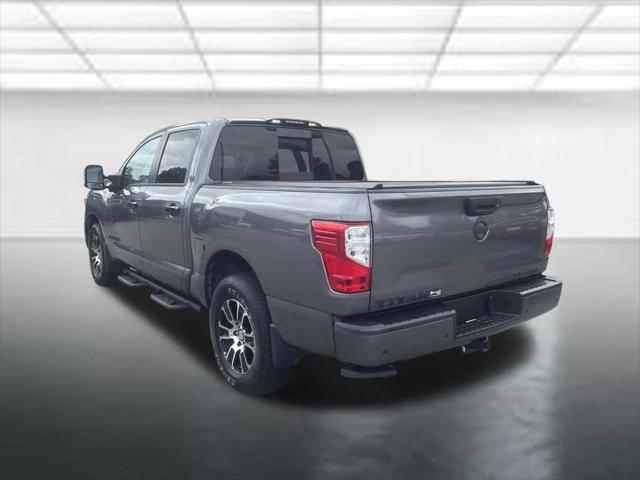 2021 Nissan Titan SV