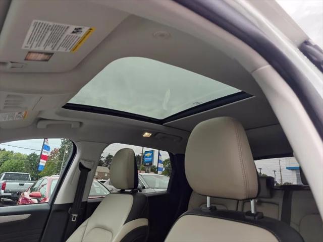 2022 Ford Escape SEL