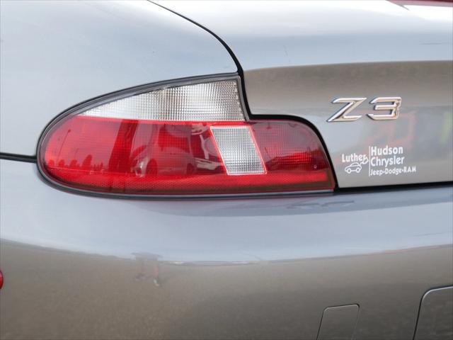 2002 BMW Z3 2.5i