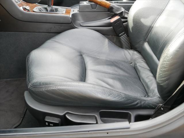 2002 BMW Z3 2.5i
