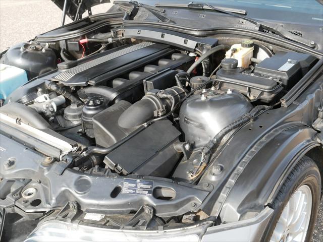 2002 BMW Z3 2.5i