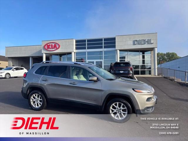 2016 Jeep Cherokee Latitude 2016 Jeep Cherokee Latitude