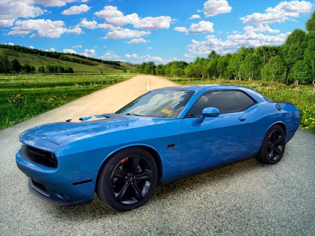 2015 Dodge Challenger R/T Shaker