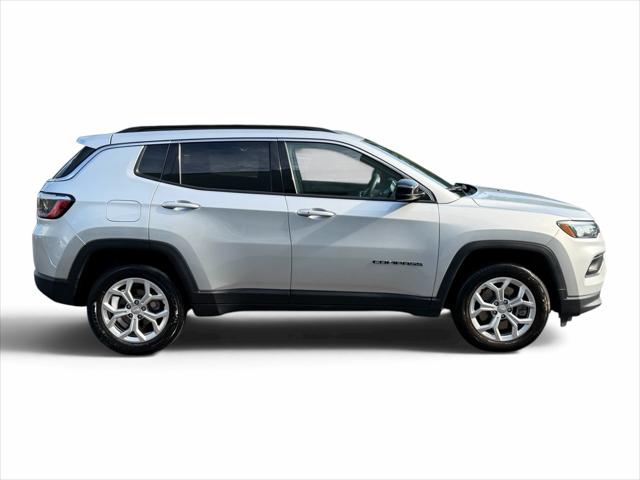 2024 Jeep Compass Latitude 4x4