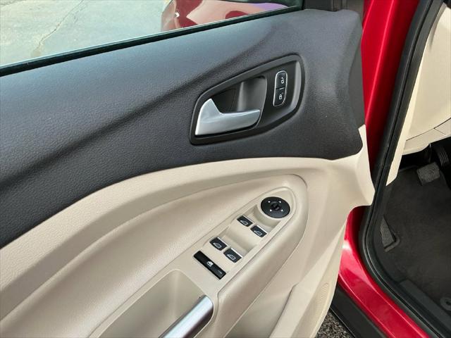 Used 2019 Ford Escape SEL For Sale in Muscle Shoals, AL