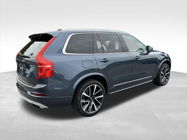 2021 Volvo XC90 T6 Momentum 6 Passenger