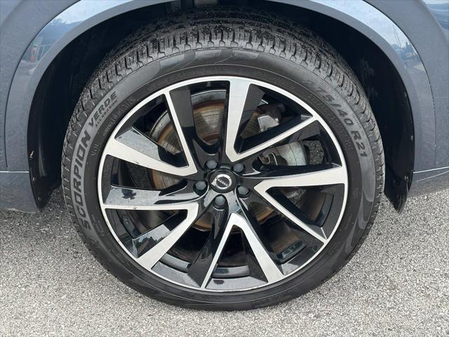 2021 Volvo XC90 T6 Momentum 6 Passenger