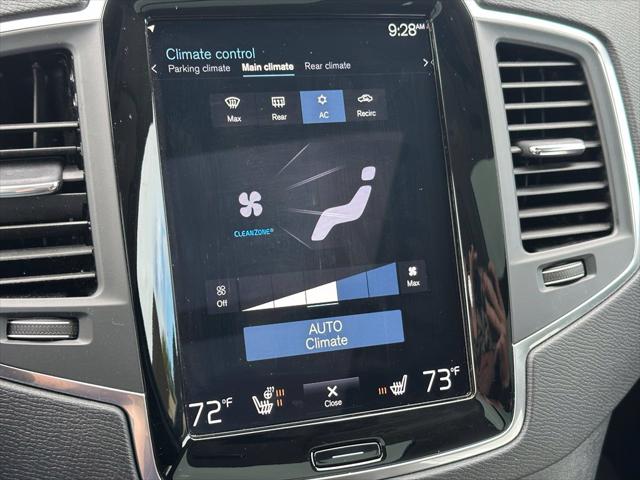 2021 Volvo XC90 T6 Momentum 6 Passenger
