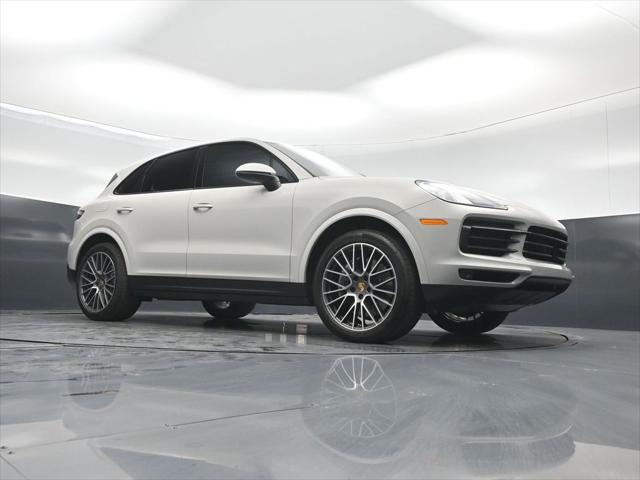 2021 Porsche Cayena Base