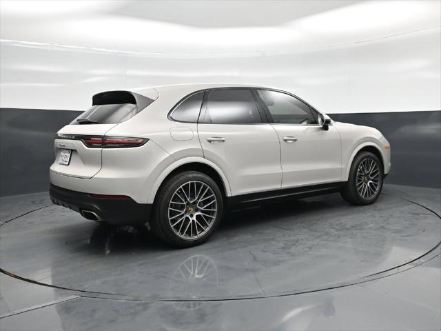 2021 Porsche Cayena Base