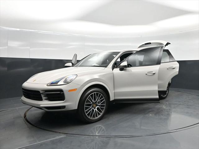 2021 Porsche Cayena Base