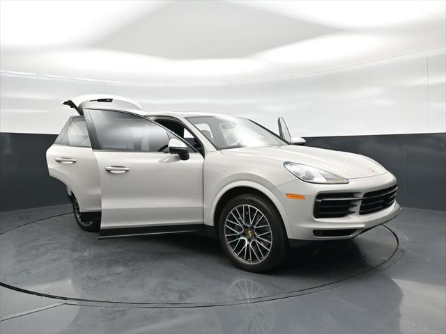 2021 Porsche Cayena Base