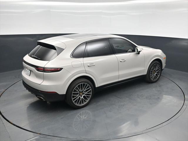 2021 Porsche Cayena Base