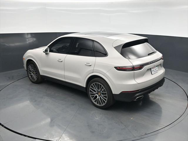 2021 Porsche Cayena Base
