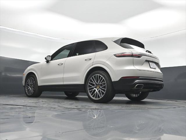 2021 Porsche Cayena Base