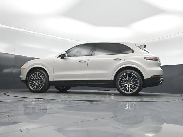 2021 Porsche Cayena Base