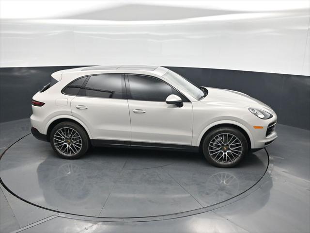 2021 Porsche Cayena Base