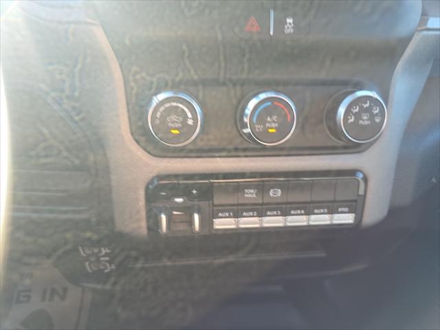 2024 Ram 3500 Tradesman/SLT/Laramie/Limited