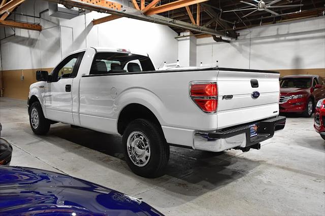 2013 Ford F-150 2WD Reg Cab 145 XL