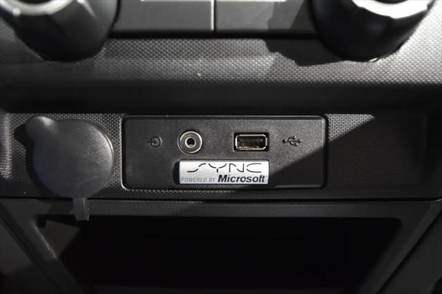 2013 Ford F-150 2WD Reg Cab 145 XL