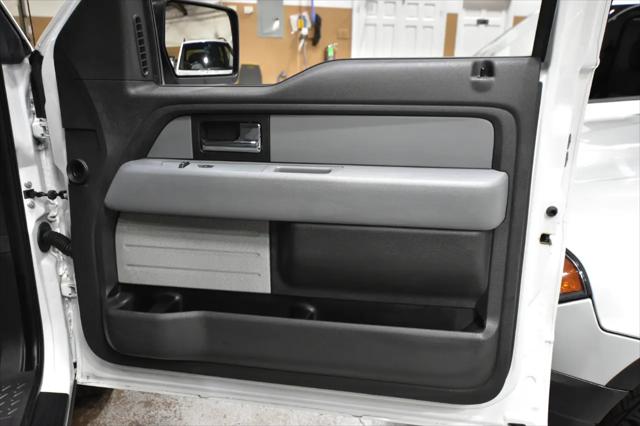 2013 Ford F-150 2WD Reg Cab 145 XL