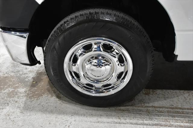 2013 Ford F-150 2WD Reg Cab 145 XL