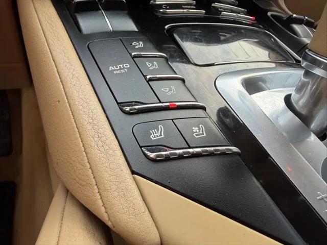 2011 Porsche Cayenne Base