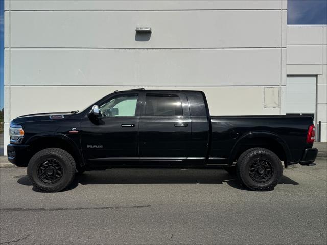 2020 Ram 3500 Laramie Mega Cab 4x4 64 Box
