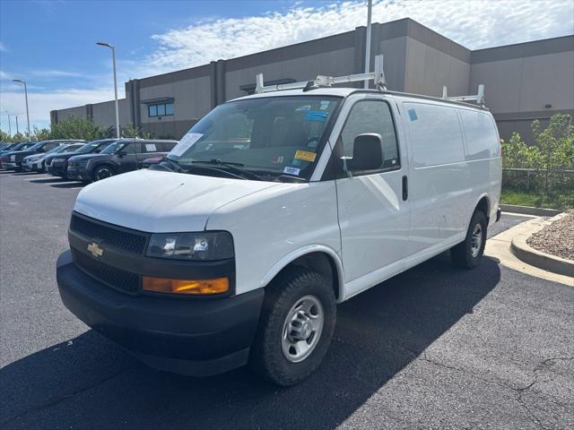 2021 Chevrolet Express Cargo Van RWD 2500 Regular Wheelbase WT for sale in Kansas City, KS