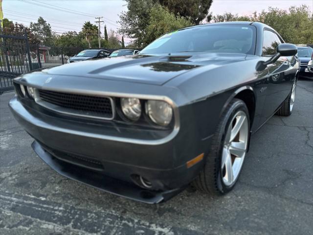 2010 Dodge Challenger SE