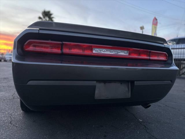 2010 Dodge Challenger SE