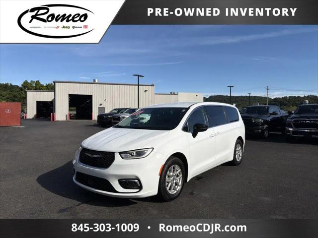 2024 Chrysler Pacifica Touring L for sale in Kingston, NY