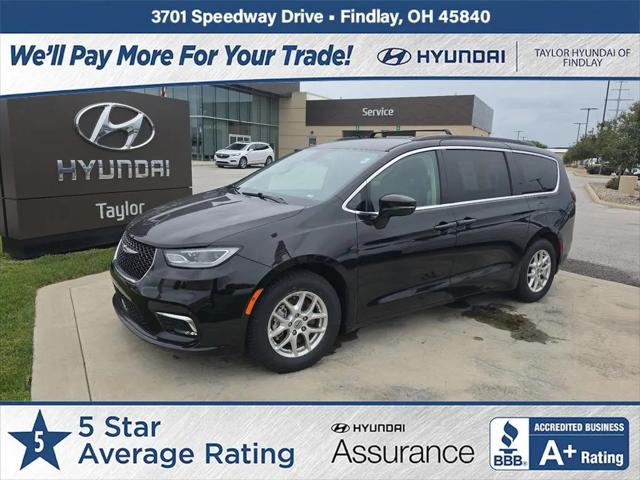 2022 Chrysler Pacifica Touring L for sale near Findlay, OH