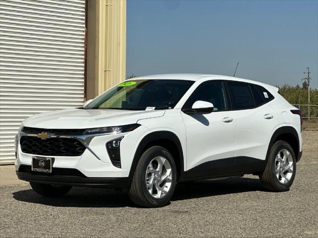 2026 Chevrolet Trax FWD LS