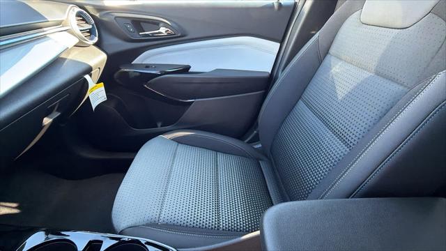 2026 Chevrolet Trax FWD LT